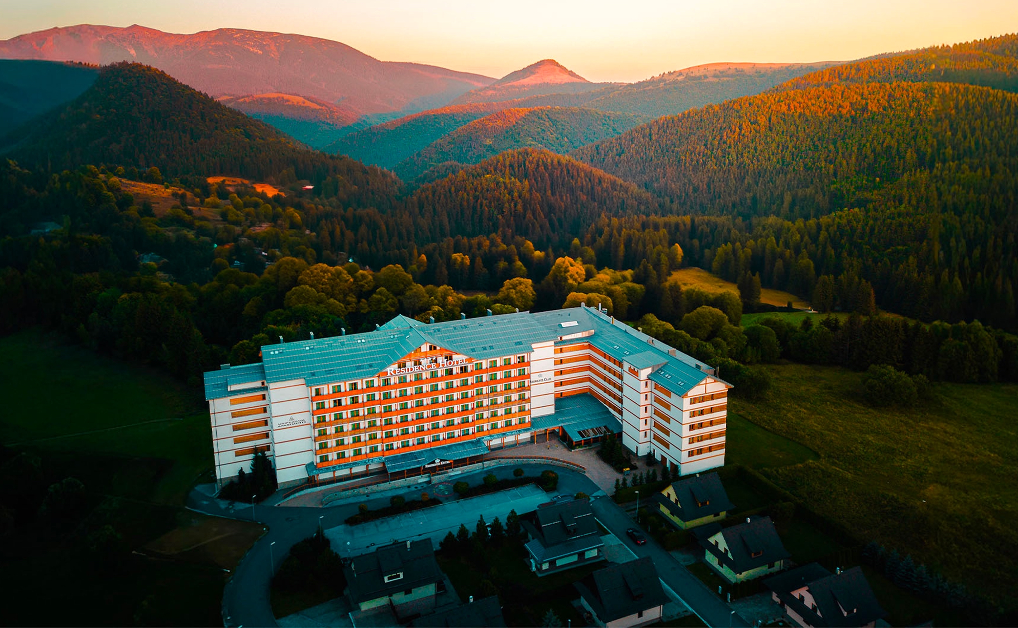 RESIDENCE HOTEL****