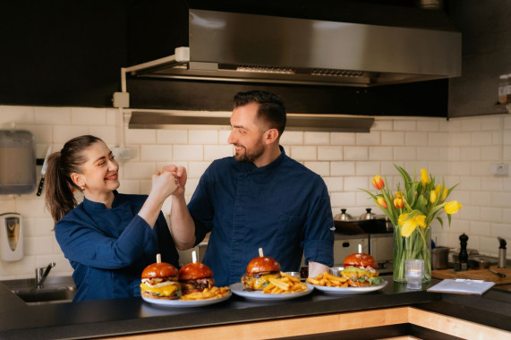 FUTRAK bistro & streetfood
